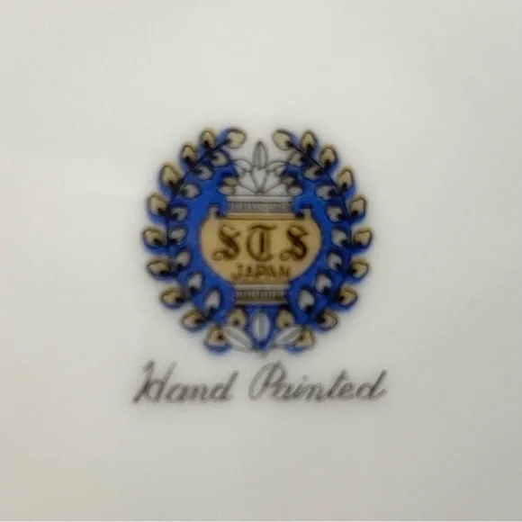 Set of 8 vintage china bread plates 6.25” - Picture 3 of 3